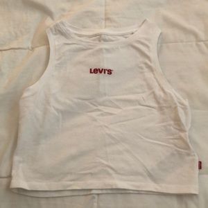 Levi’s white crop top